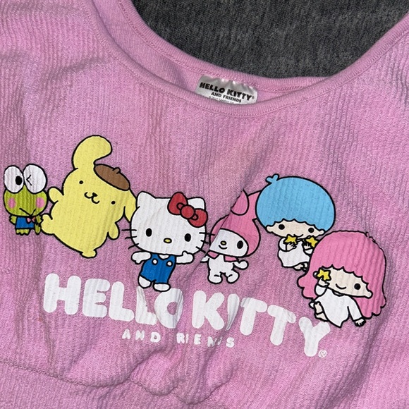 Hello Kitty Tops - Picture 2 of 4